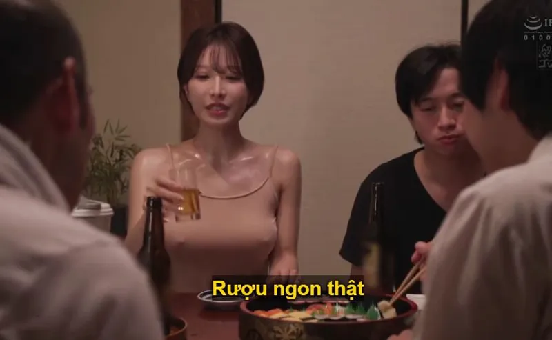 Người vợ gạ làm tình cả gia đình ông chồng vì gã chồng dẫn về quê rồi bỏ bê nứng lồn sml